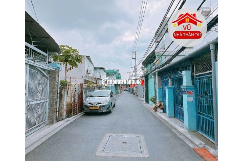 Bán nhà đẹp Măt Tiền Q.4, Gần Tân Vĩnh, 5,2m x 10m, 4 tầng, Giá nhỉnh 8 tỷ.